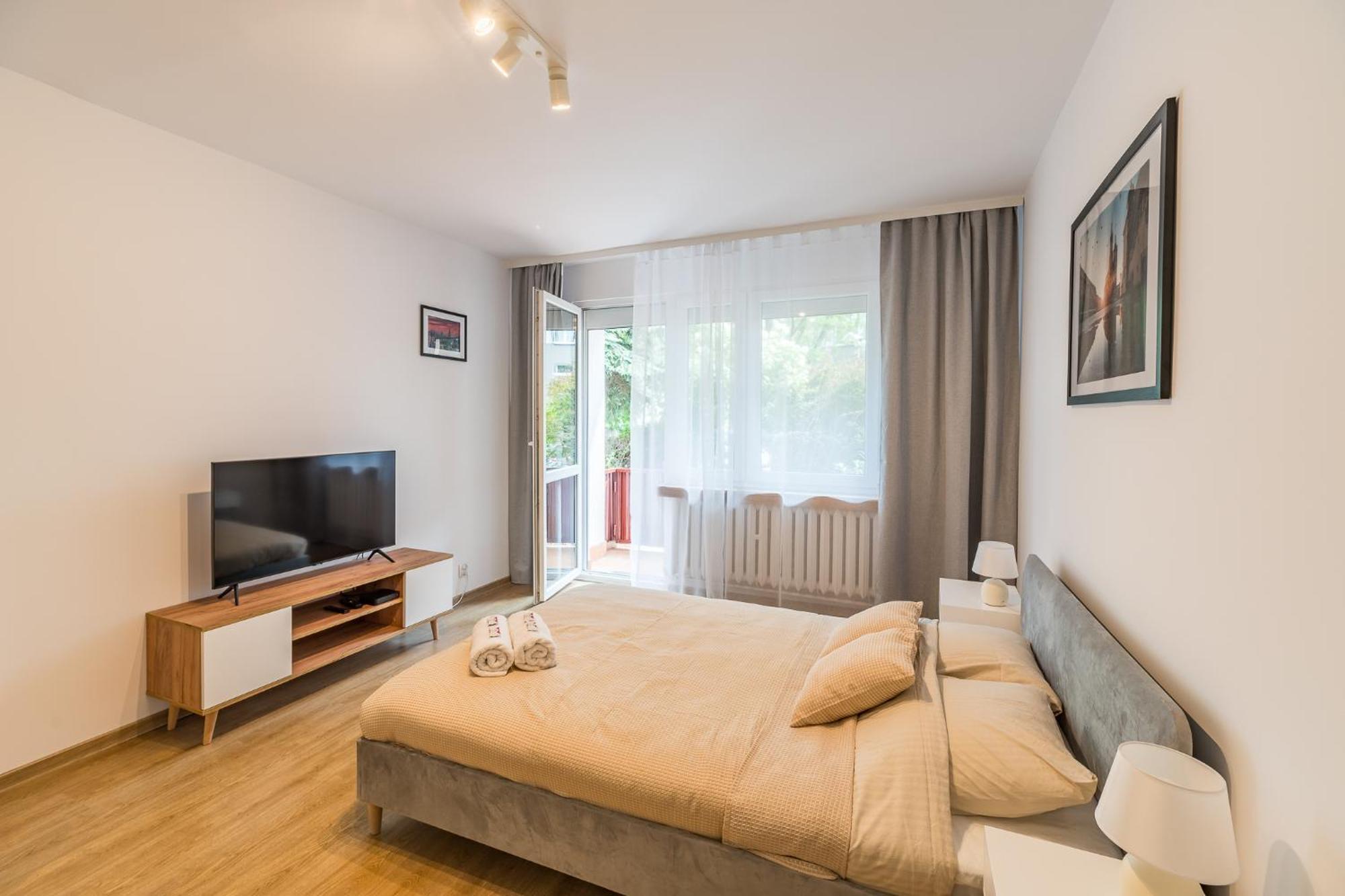 Apartamento Krakow Czyzyny - Terrace By Rentujemy Exterior foto